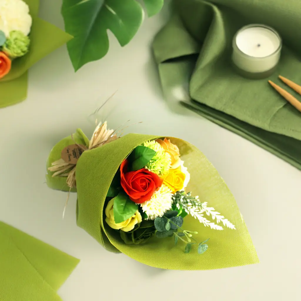 Bouquet de Flores de Sabão - Verde  e Amarelo - Hoc Sensu