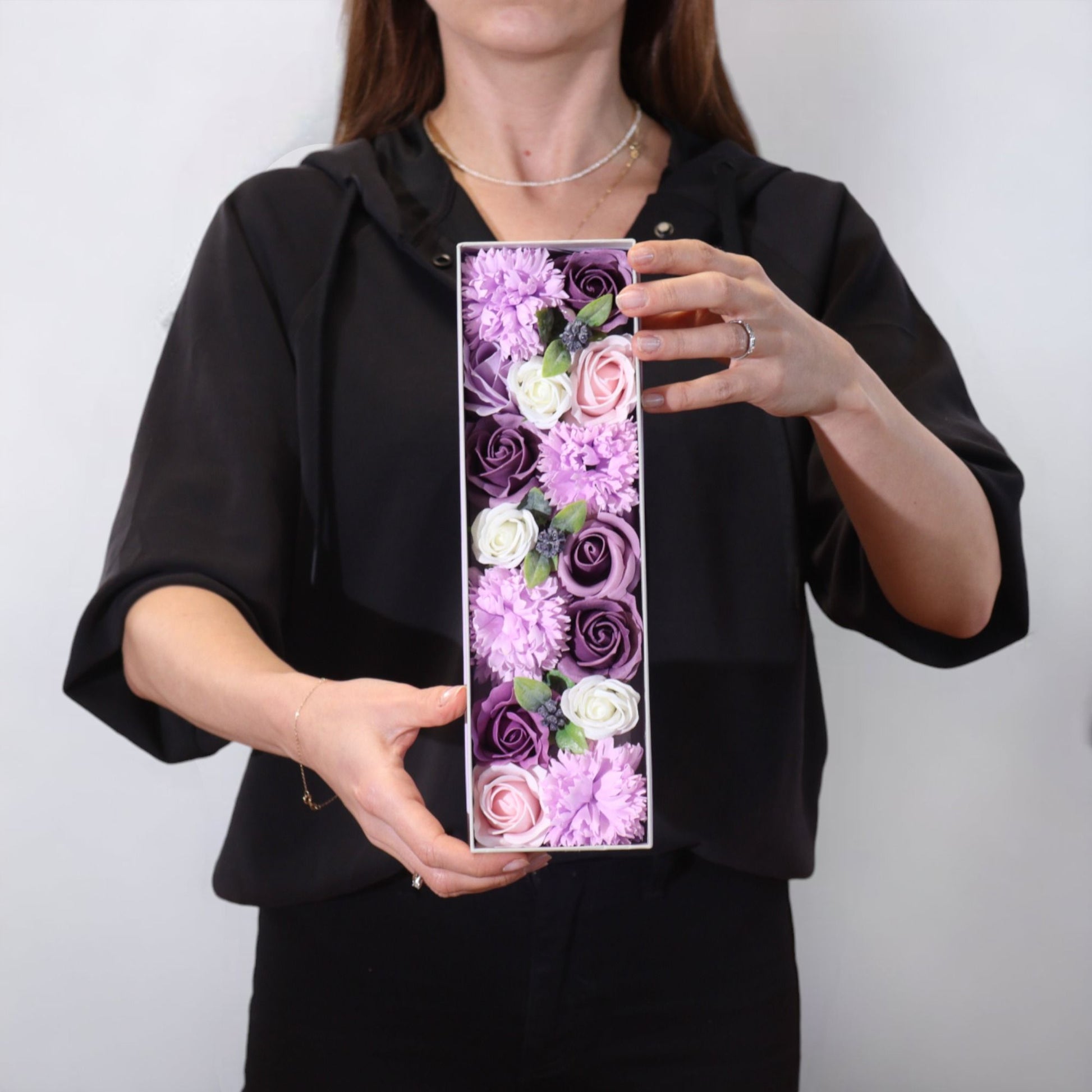 Flores de Sabão Caixa Larga Rosa Lavanda e Cravo - Hoc Sensu