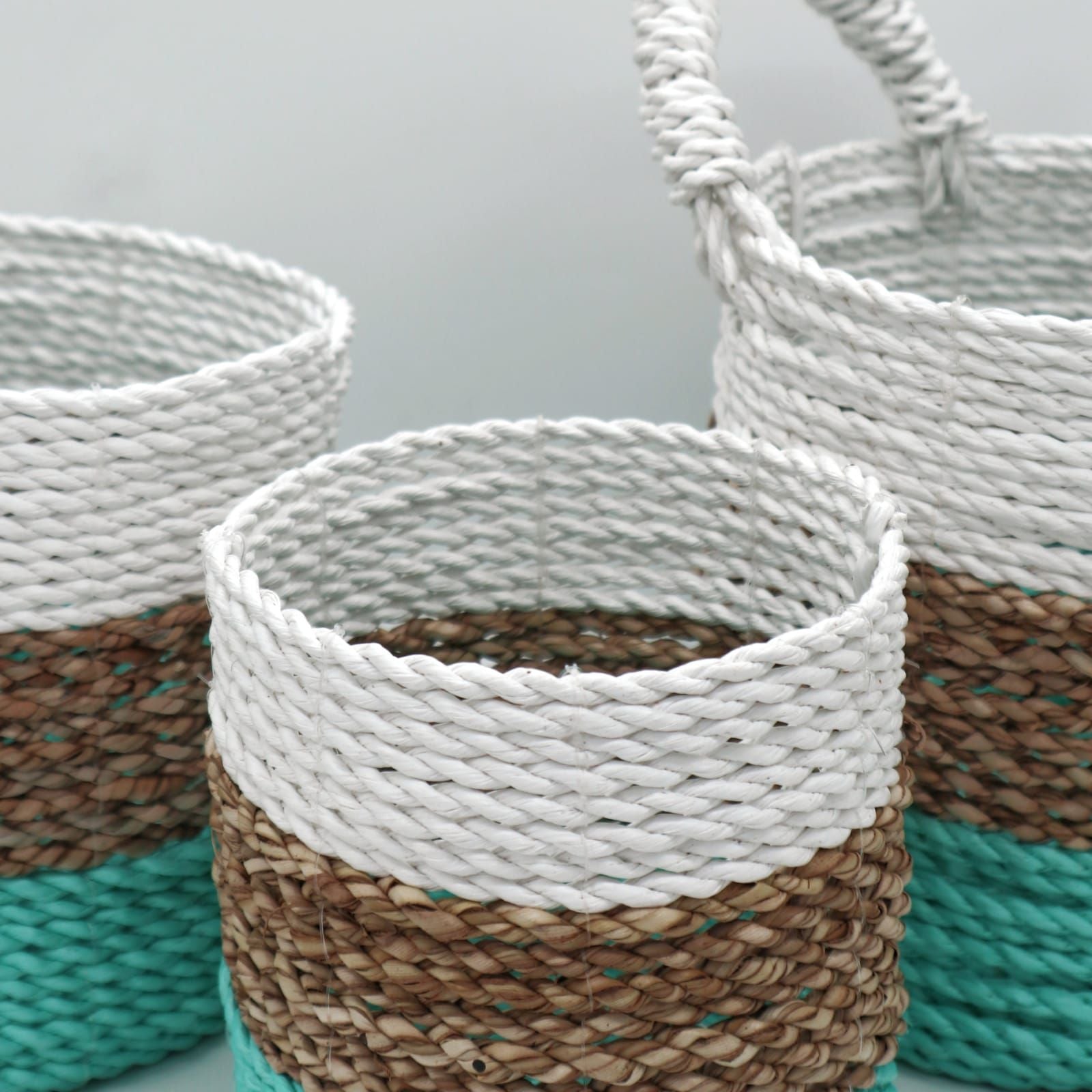 Conjunto de 3 Cestas de Algas Marinhas - Verde/Natural/Branco